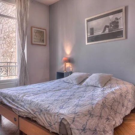 Large 3 Bedrooms - 3 Min From The Palais -apt N° 5m37 *