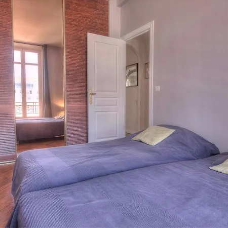 Appartement Large 3 Bedrooms - 3 Min From The Palais -apt N° 5m37 Cannes